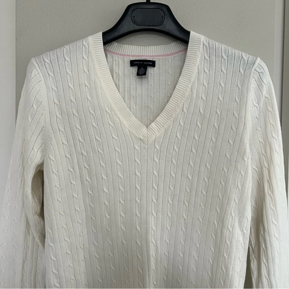 Vintage Y2K Tommy Hilfiger Cable Knit V-Neck Sweater - Prep Coastal Old Money - Picture 6 of 12